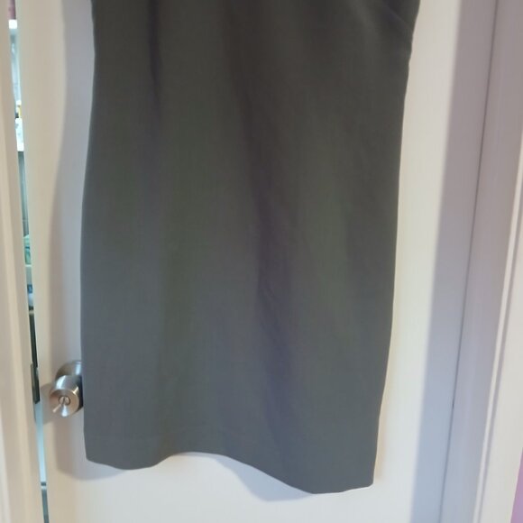 Banana Republic Women's Sleeveless Sheath Dress Gray with White Trim SZ 8 - Picture 3 of 9